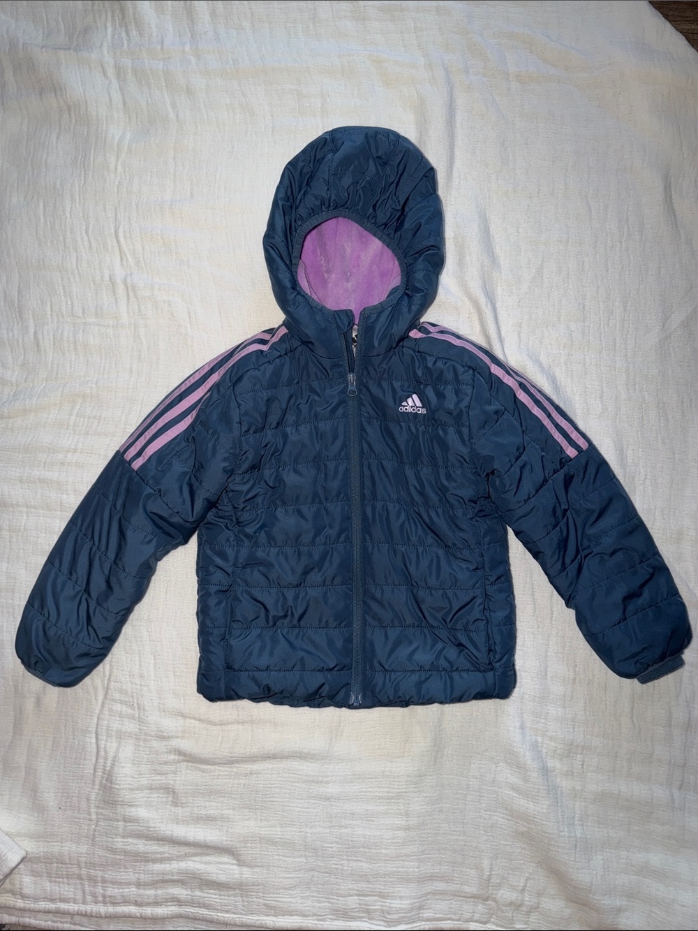 Adidas Kids' Cozy 3-Stripes Puffer Jacket- Size XS (6) Read